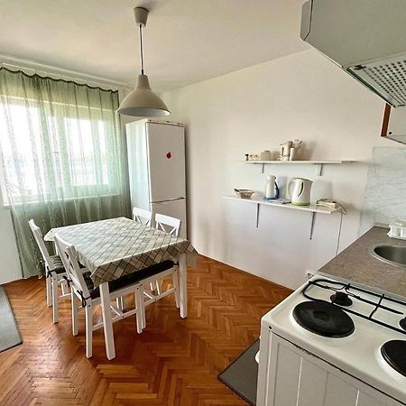 Apartments By The Sea Maslinica, Solta - 774 Grohote 외부 사진
