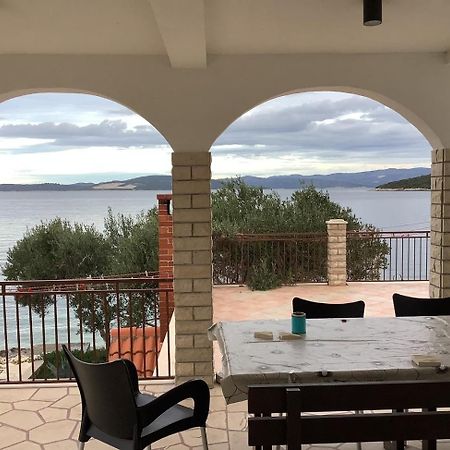 Apartments By The Sea Maslinica, Solta - 774 Grohote 외부 사진
